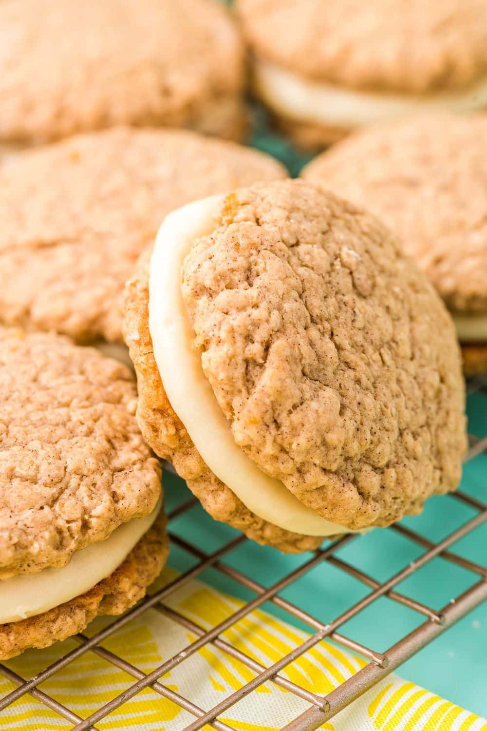 Banana Oatmeal Cream Pies