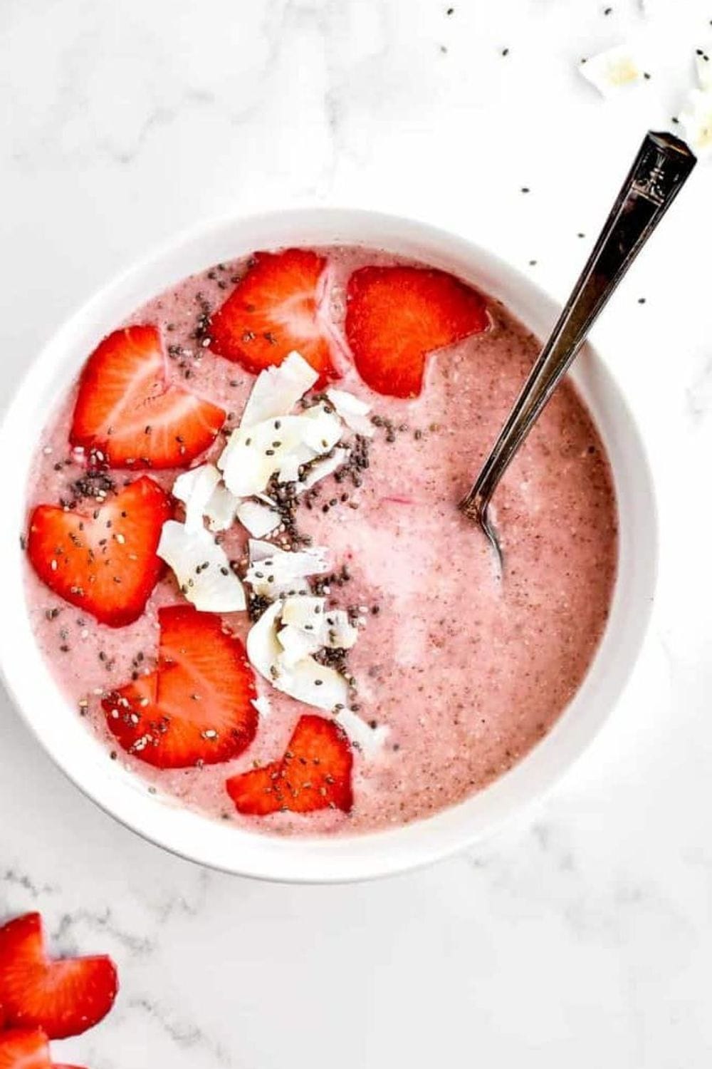 Strawberry Banana Smoothie Bowl