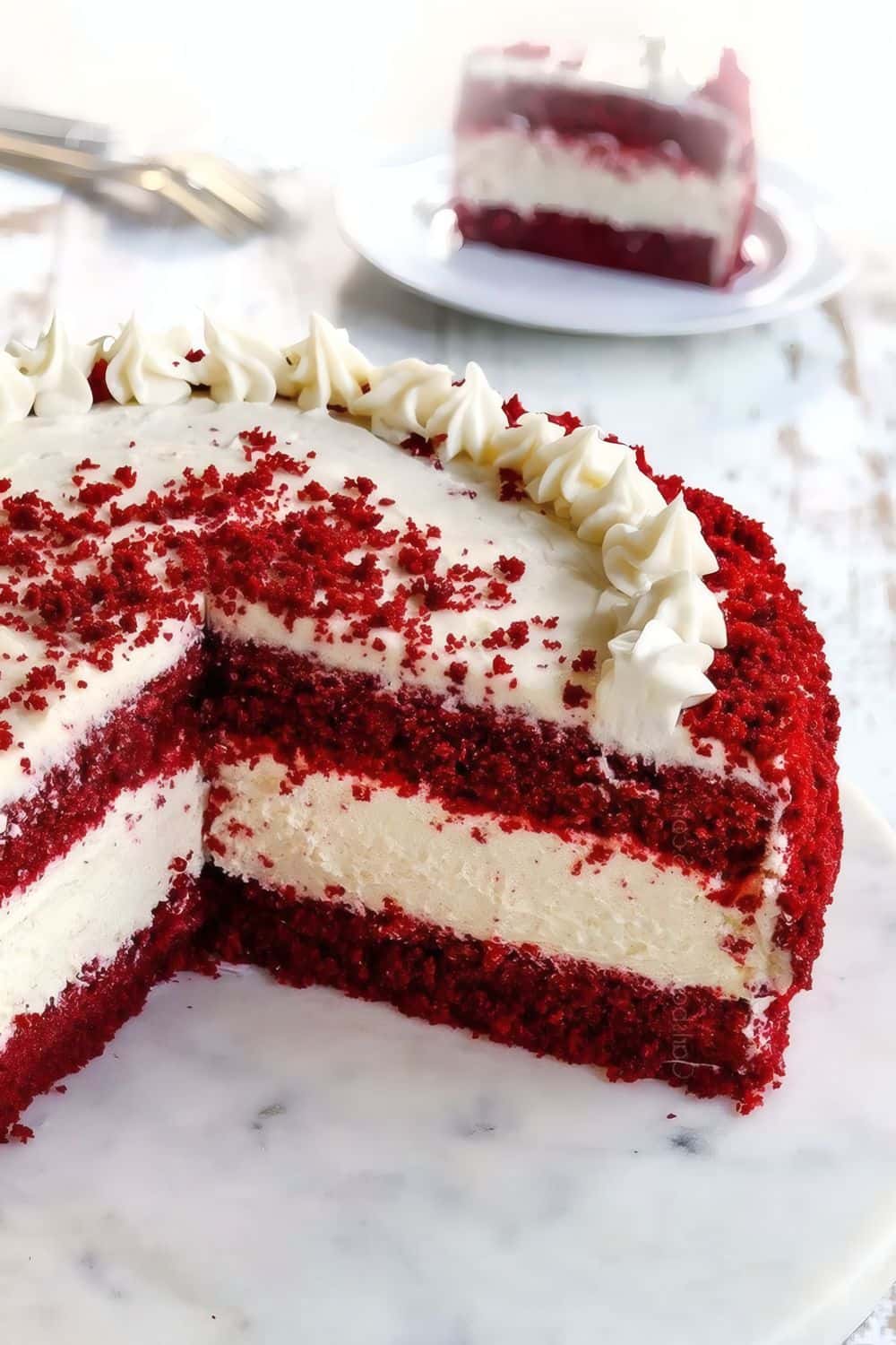 Red Velvet Cheesecake